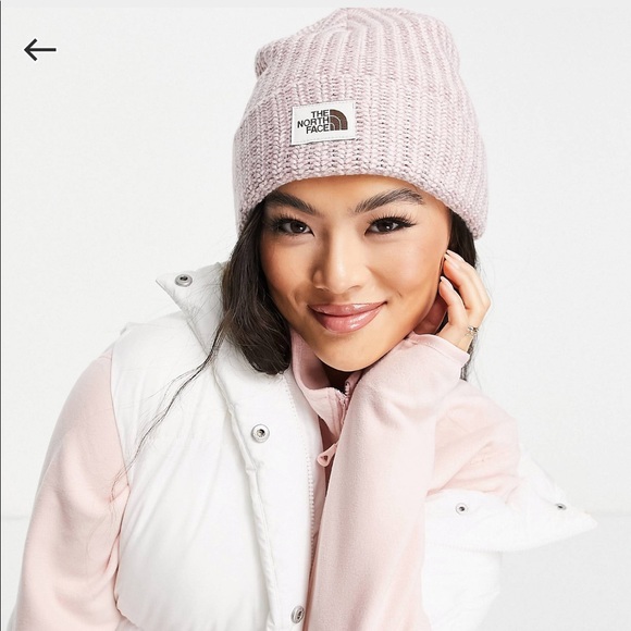 The North Face Salty Bae Beanie In Pink 